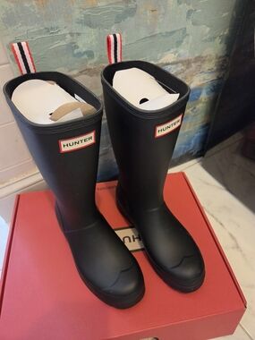 Hunter Black Signature Tall Rain Boots